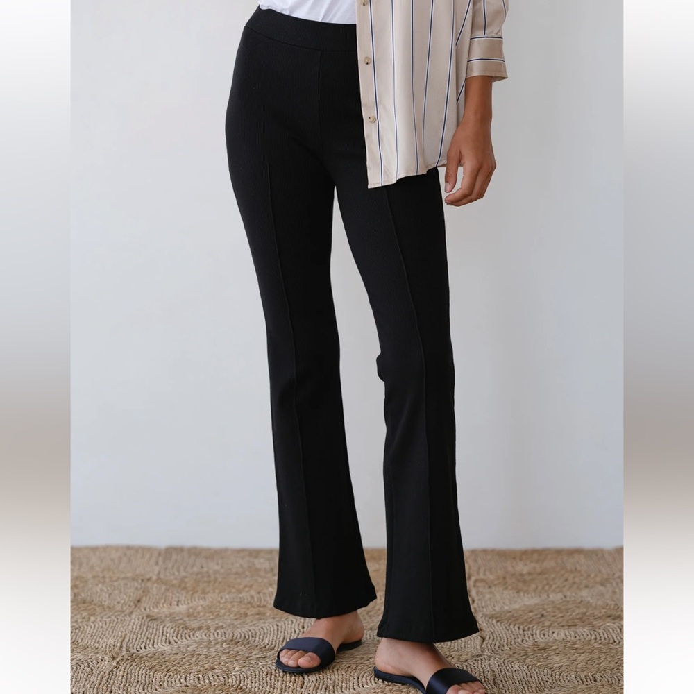 The Tall Rib Kick Flare